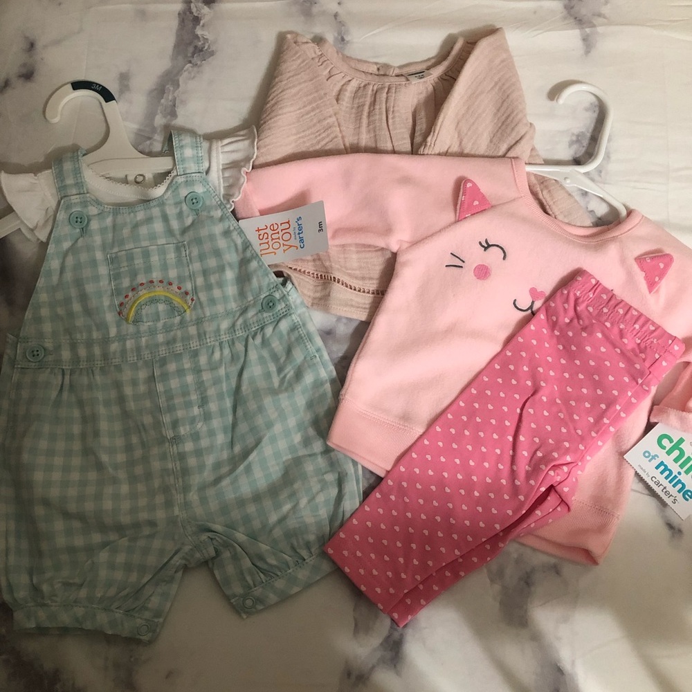 0-3 Carter’s bundle. NWT